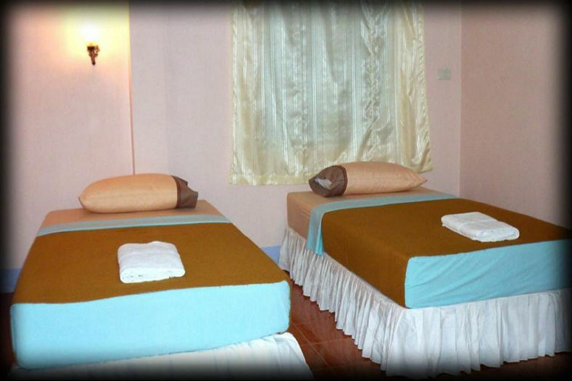 D'S Corner & Guesthouse Phuket Bagian luar foto